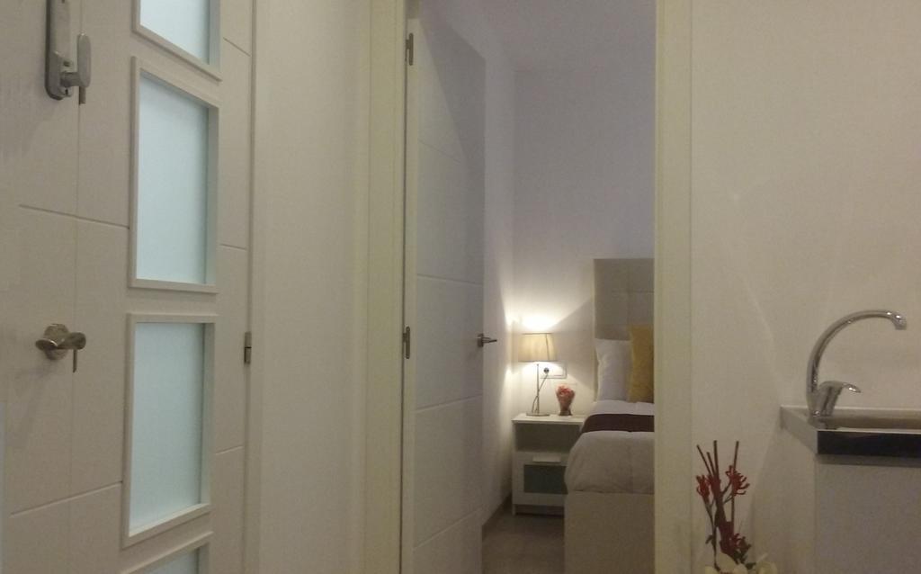Hotel Brustar Sagrada Familia Barcellona Esterno foto