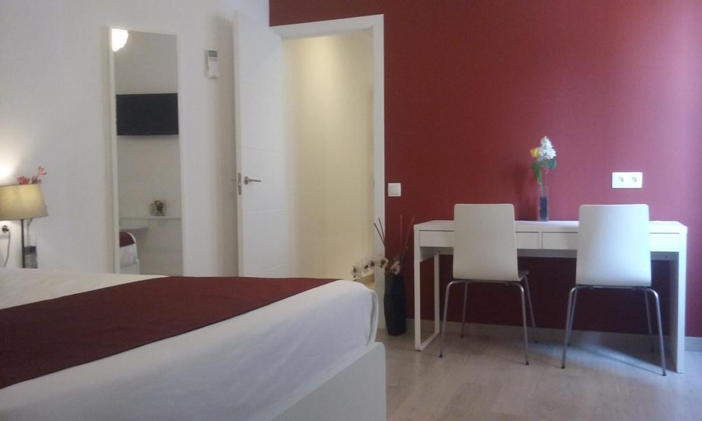 Hotel Brustar Sagrada Familia Barcellona Esterno foto