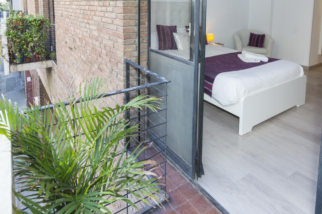 Hotel Brustar Sagrada Familia Barcellona Esterno foto